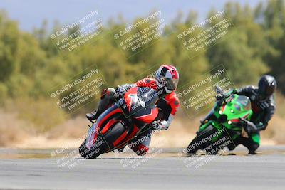 media/Apr-09-2023-SoCal Trackdays (Sun) [[333f347954]]/Turn 7 (1135am)/